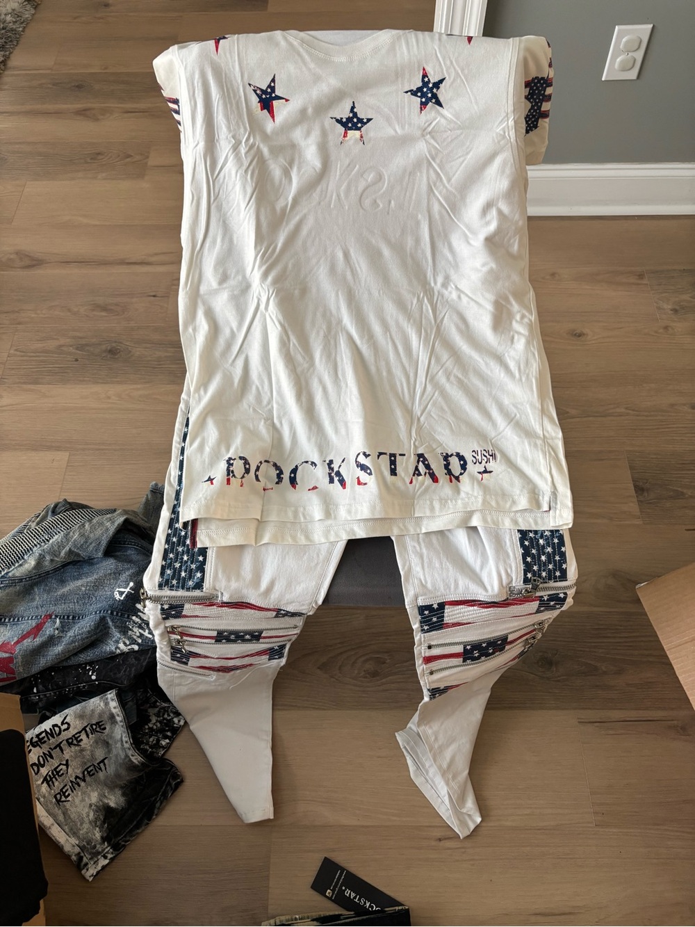 Men's White Graphic 'Rockstar' Tee with Stars